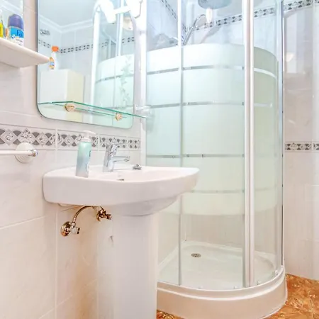 1 Bedroom Amazing In La Mata Apartment *